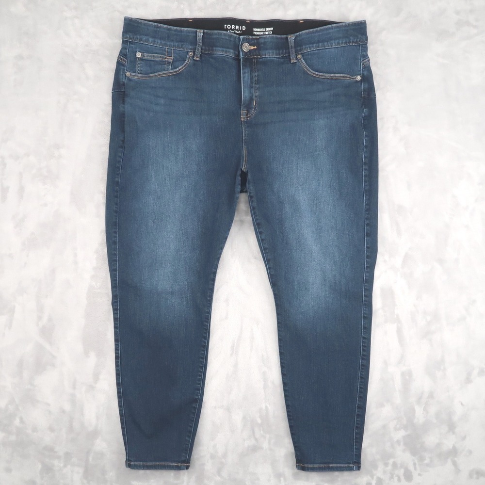 Torrid Jeans Women 26R Fit 43x27.5 Blue Bombshell Skinny Premium Stretch Tapered